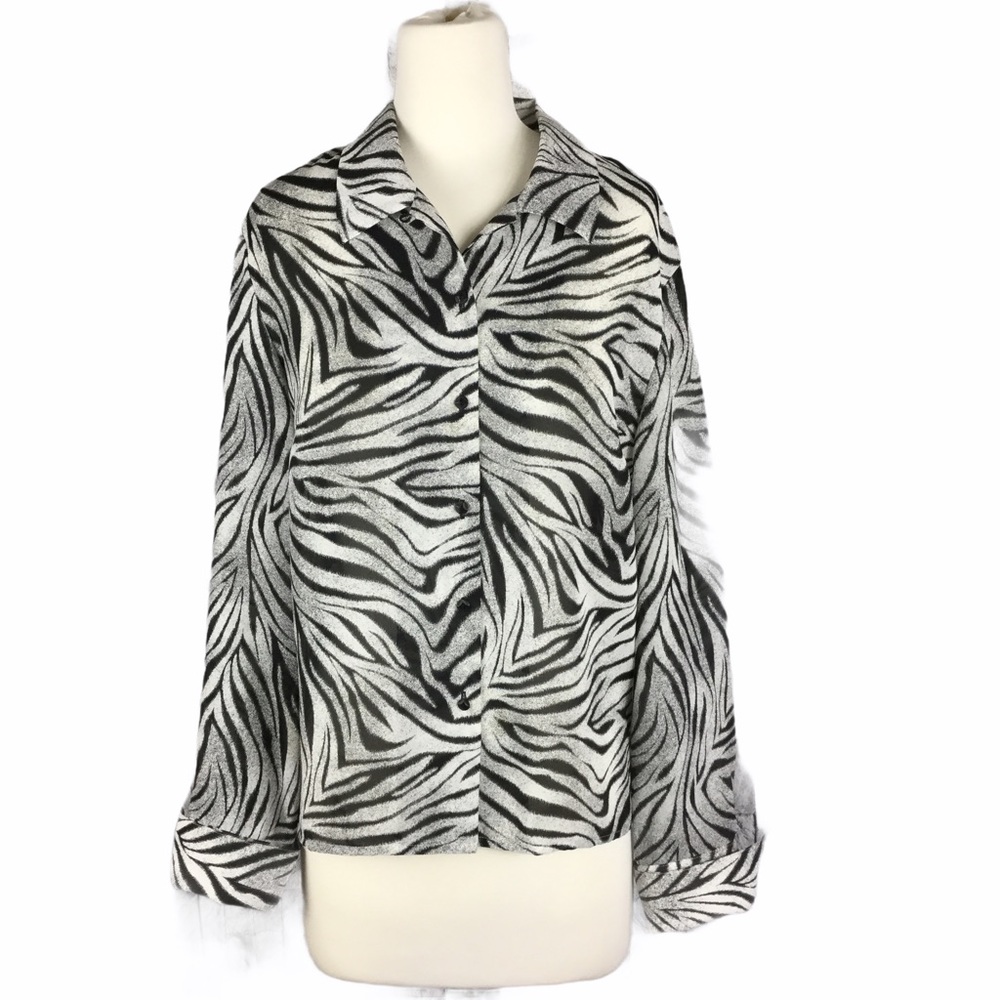 Norton McNaughton Size 10 P animal print blouse